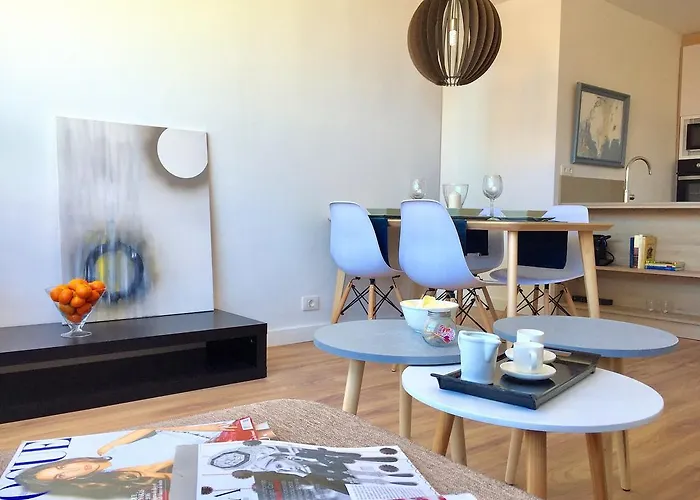 Apartamento En La Rambla Con Piscina